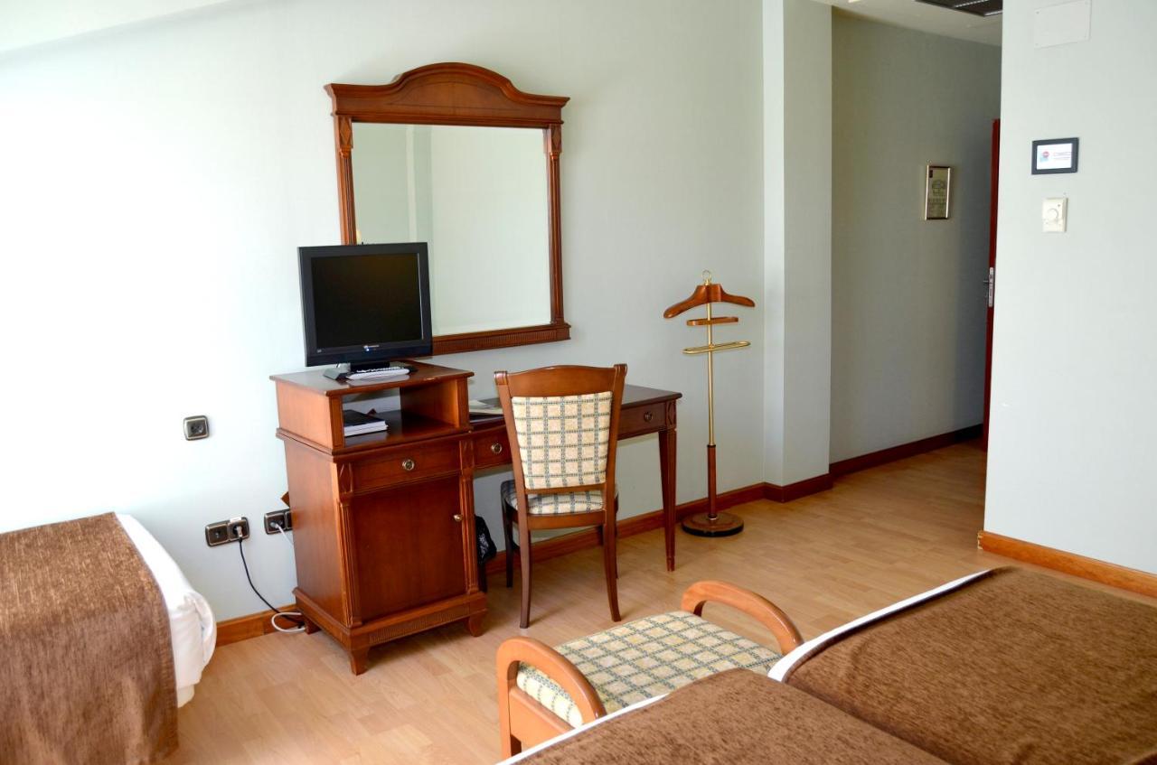 Hotel Lasa Sport Вальядолид Экстерьер фото