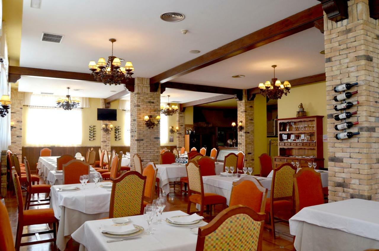 Hotel Lasa Sport Вальядолид Экстерьер фото
